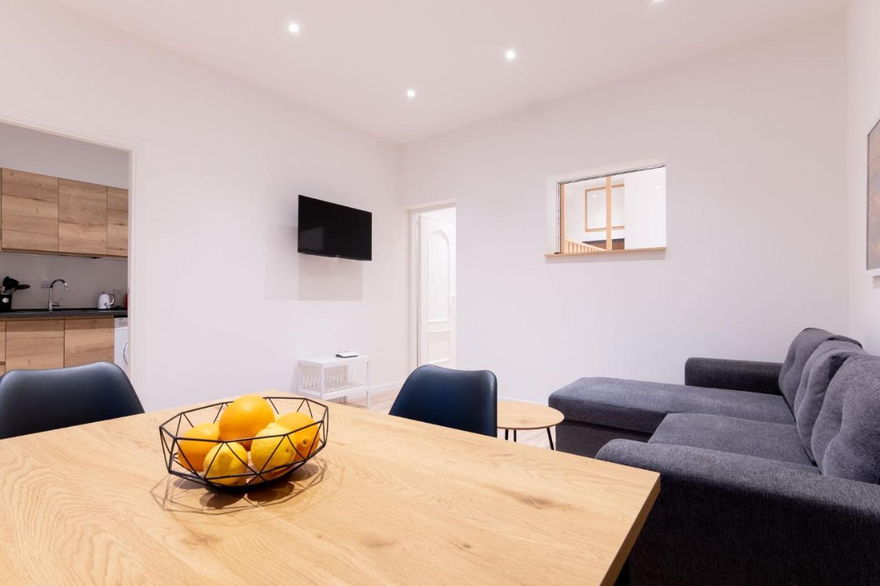 Sarale Apartments Палермо Экстерьер фото